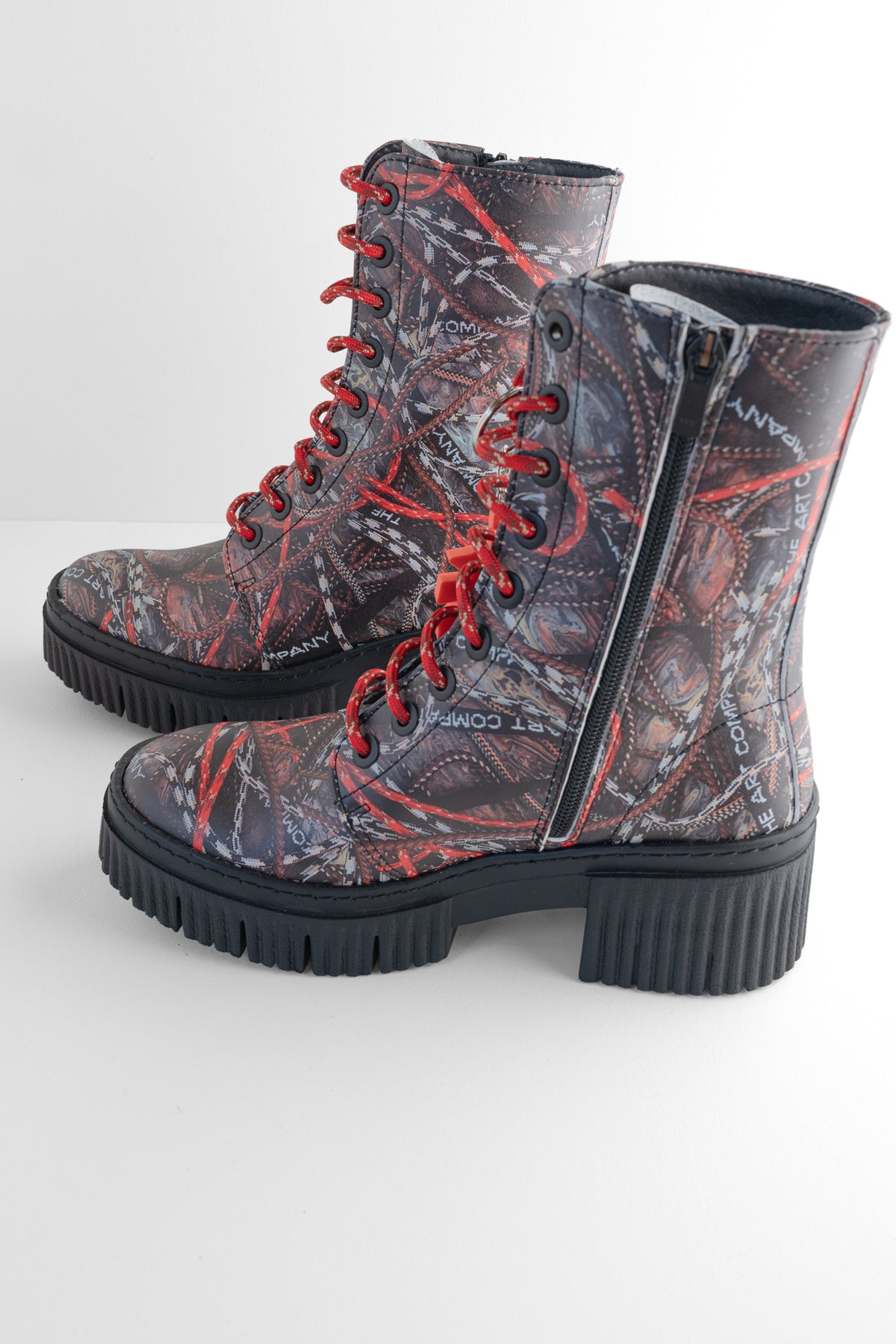Art Fantasy Laces Boot, Black/Red 