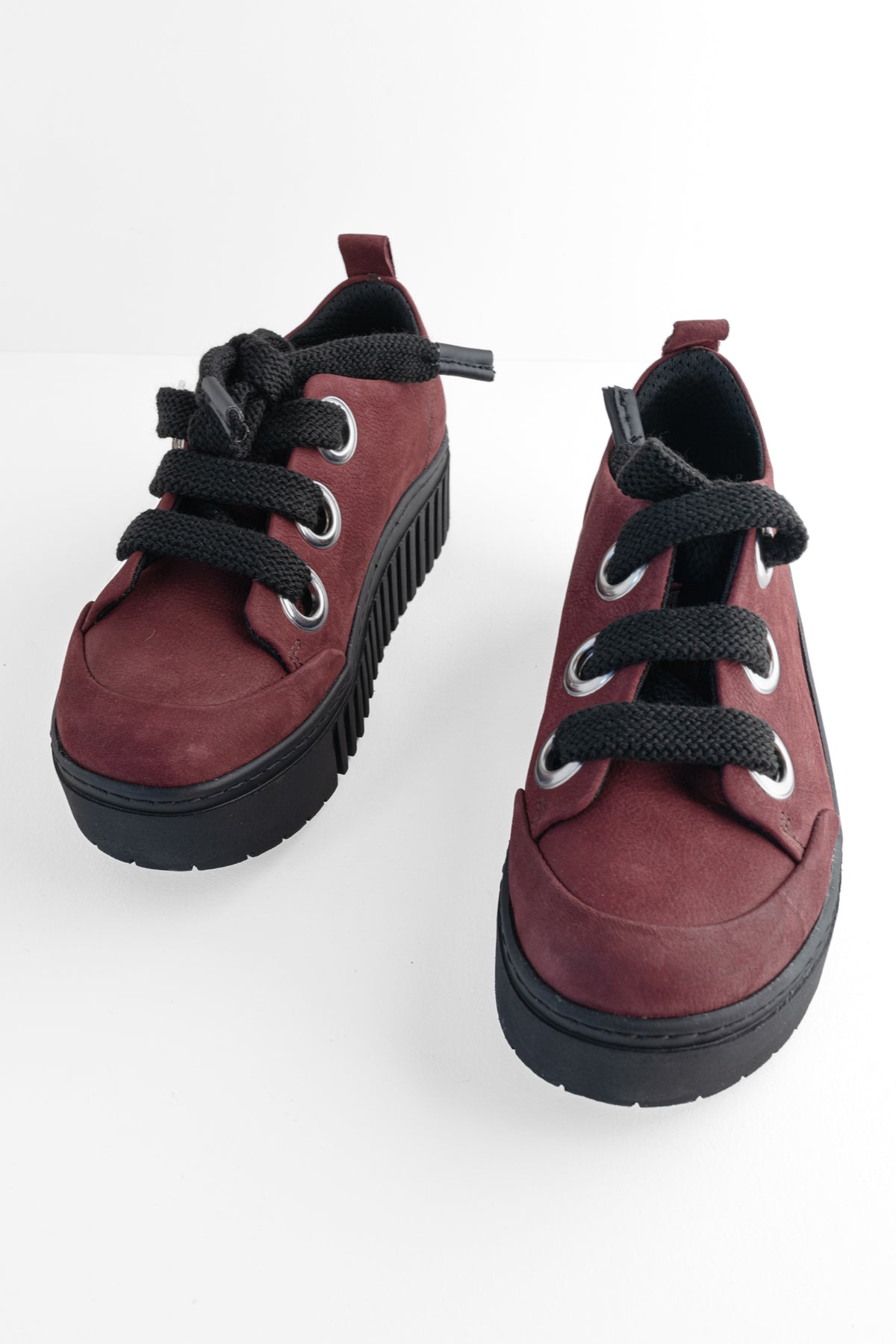 Art Nubuck Sneaker, Burdeos 