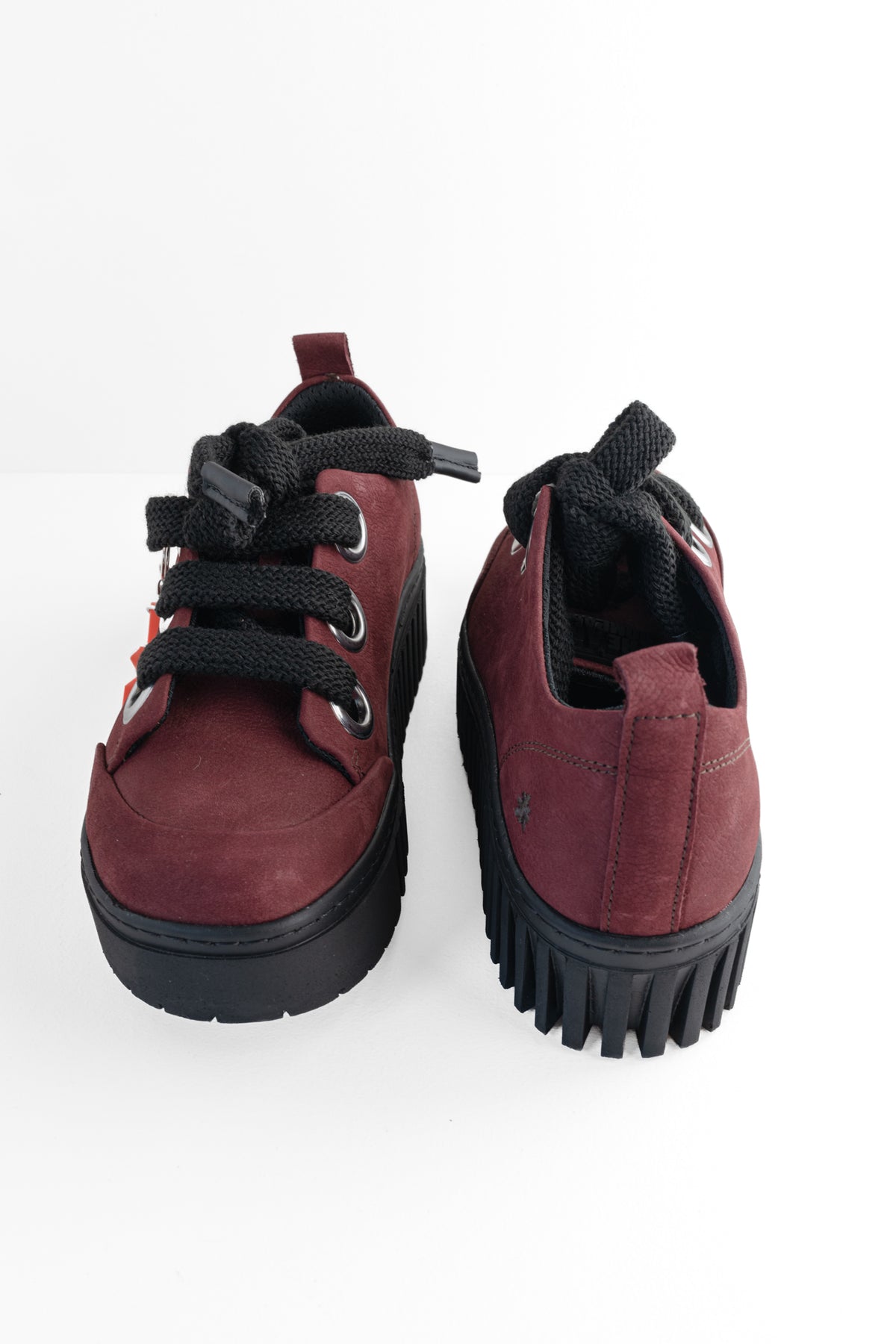 Art Nubuck Sneaker, Burdeos 