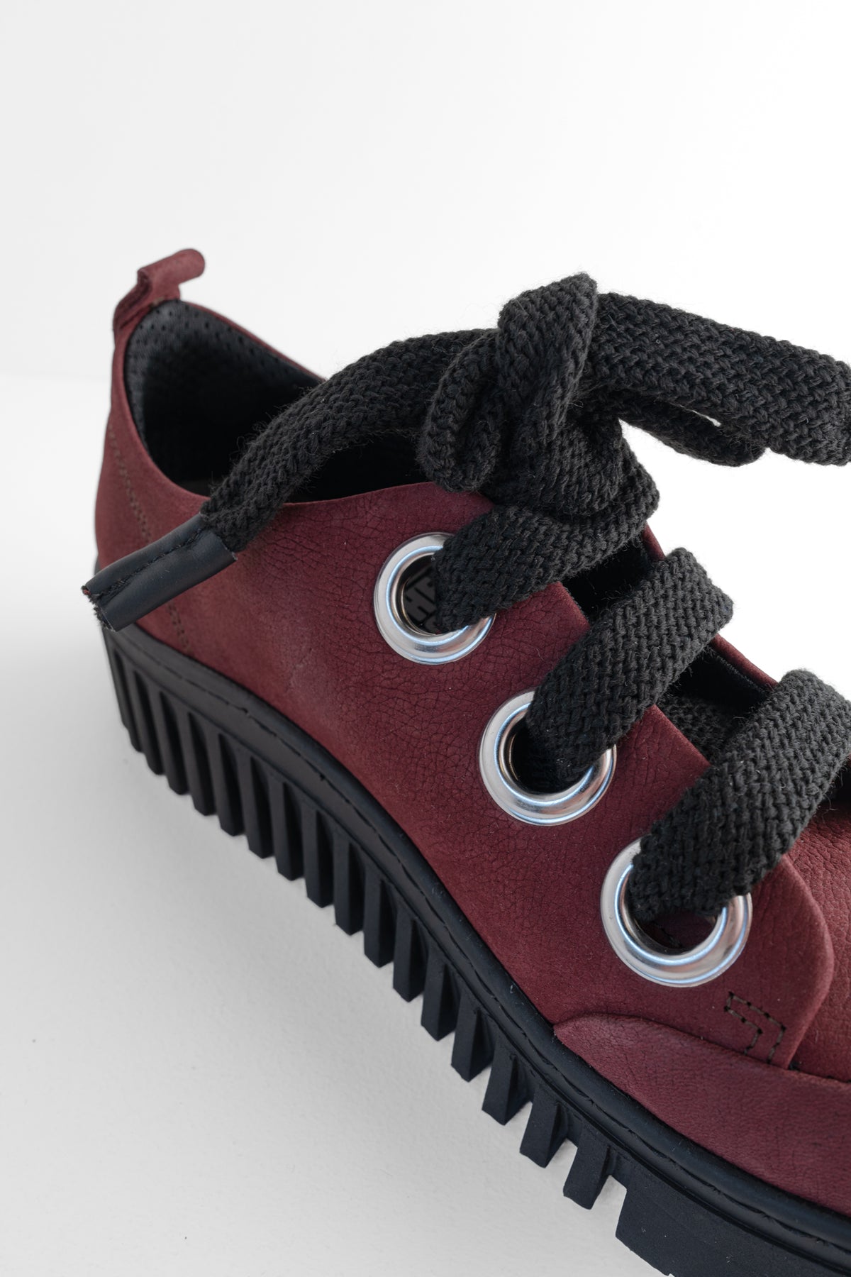 Art Nubuck Sneaker, Burdeos 
