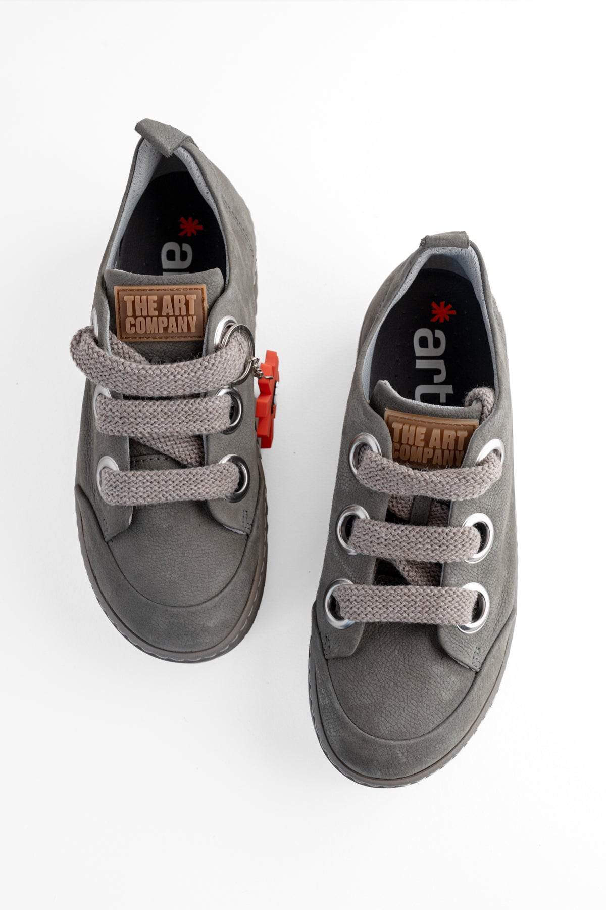 Art Nubuck Sneaker, Gray 