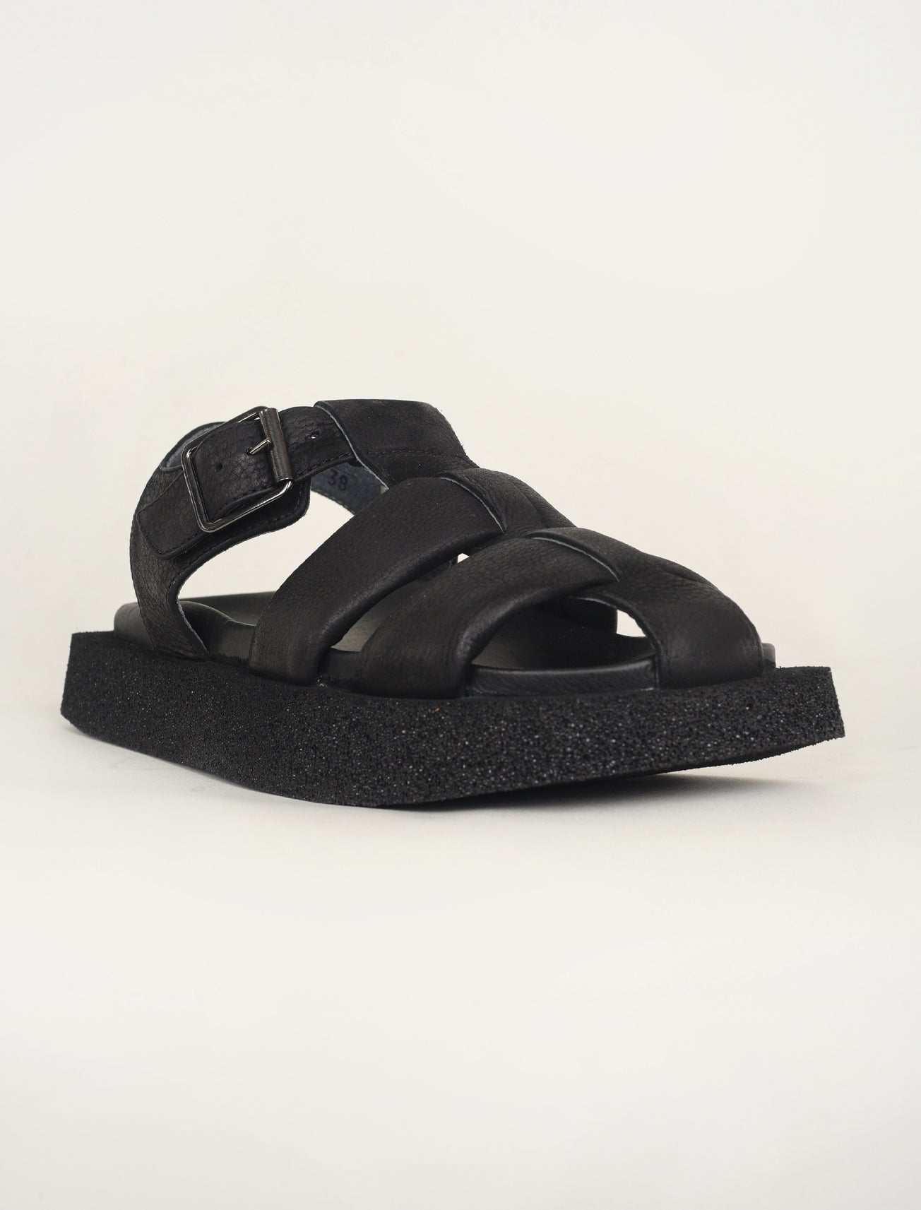 Lofina Modern Fisherman Sandal, Black 