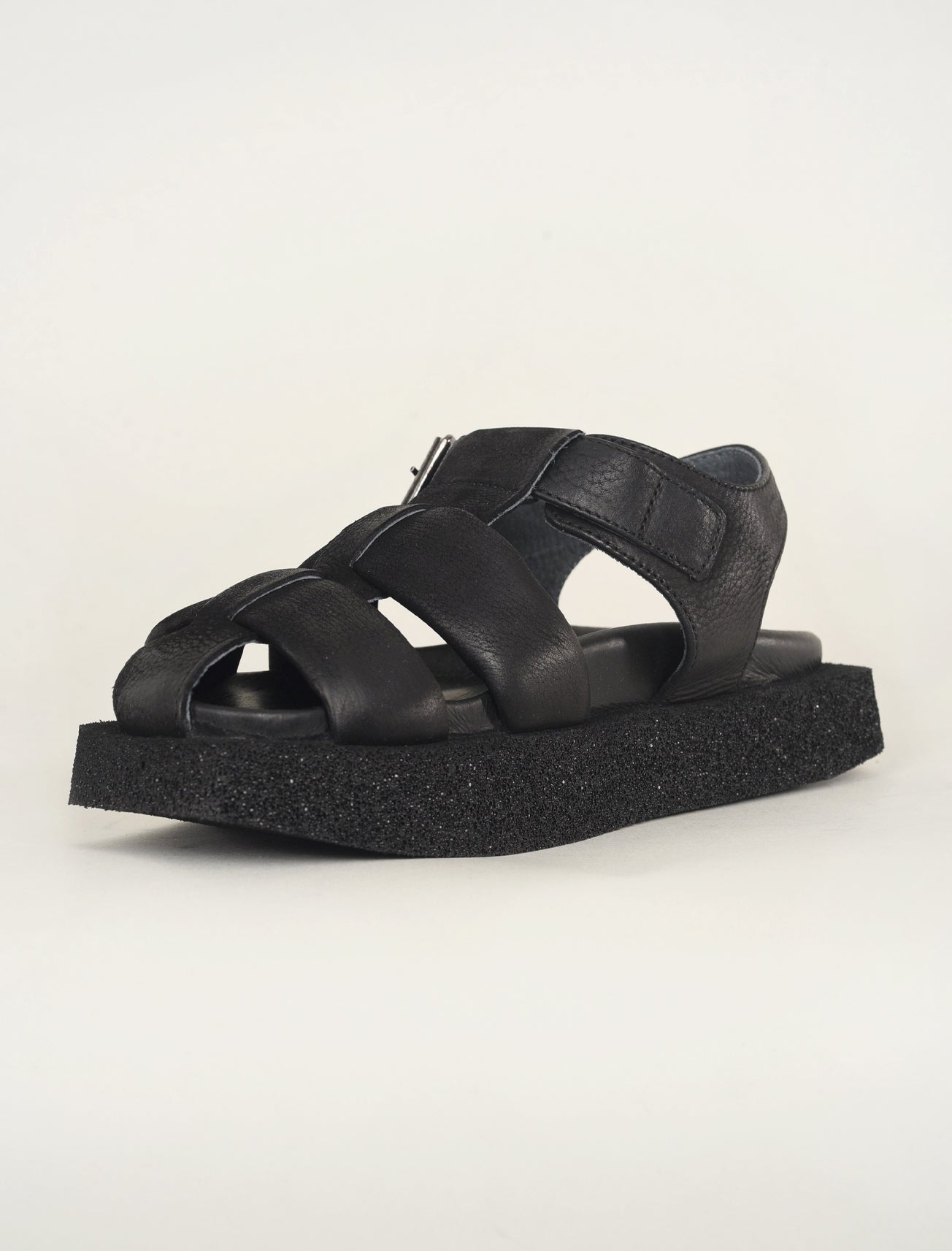 Lofina Modern Fisherman Sandal, Black 