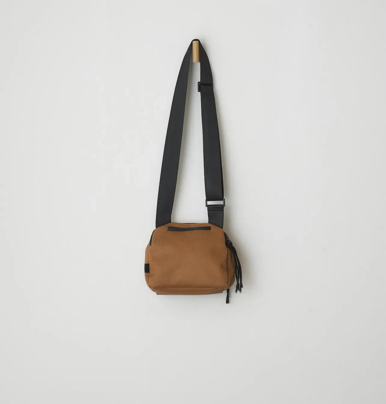Bonnie Crossbody Bag, Carmel Angle 6