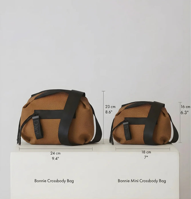 Bonnie Crossbody Bag, Carmel Angle 2