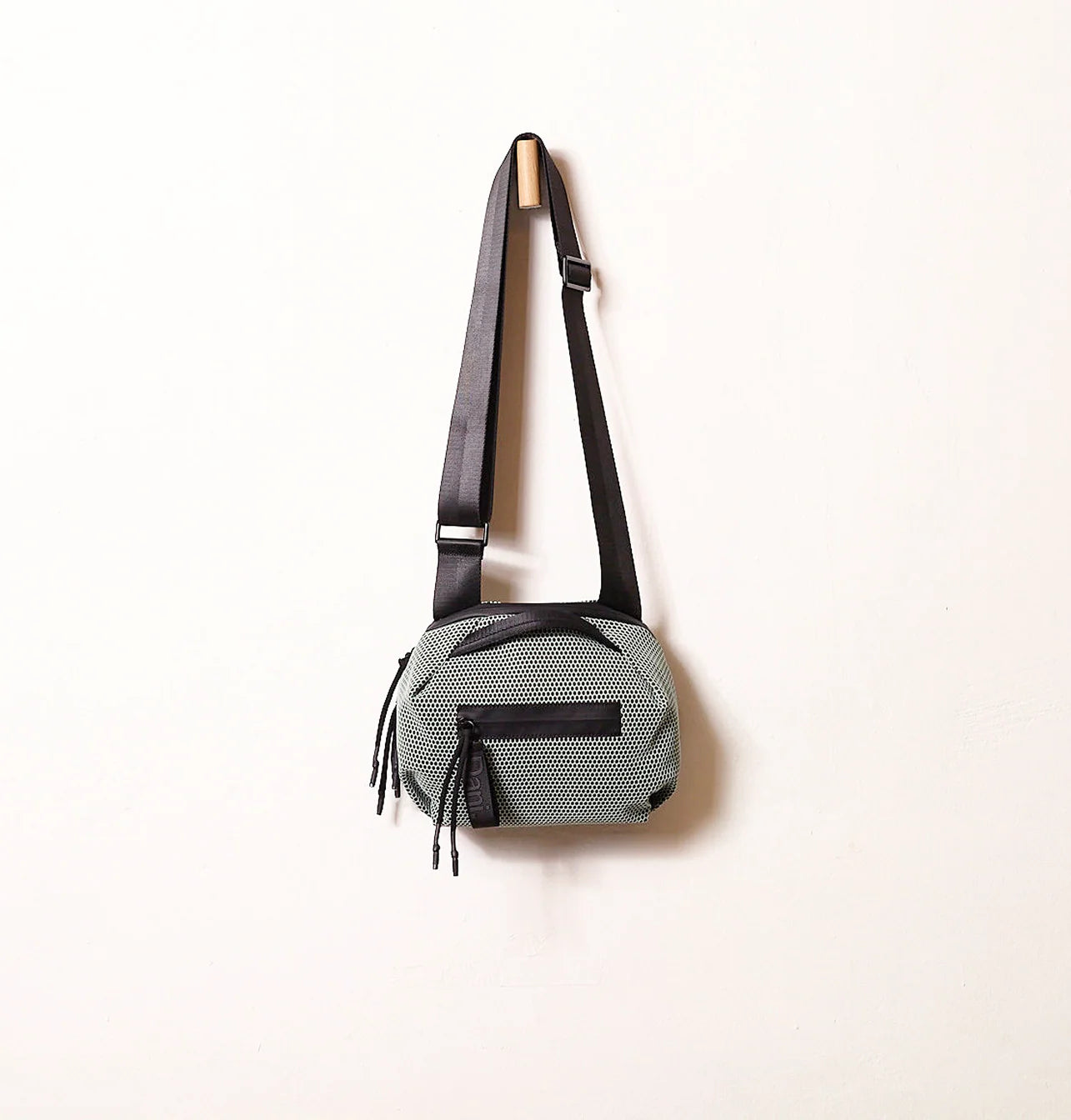 Bonnie Crossbody Bag, Olive Angle 8