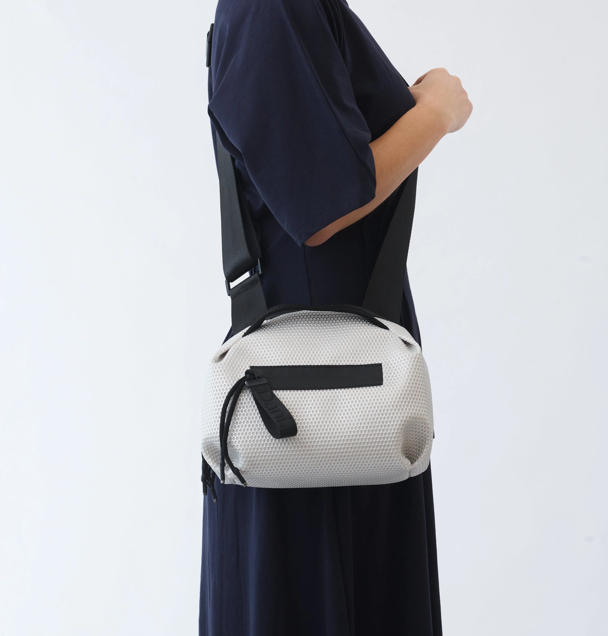 Bonnie Crossbody Bag, Pearl Angle 7