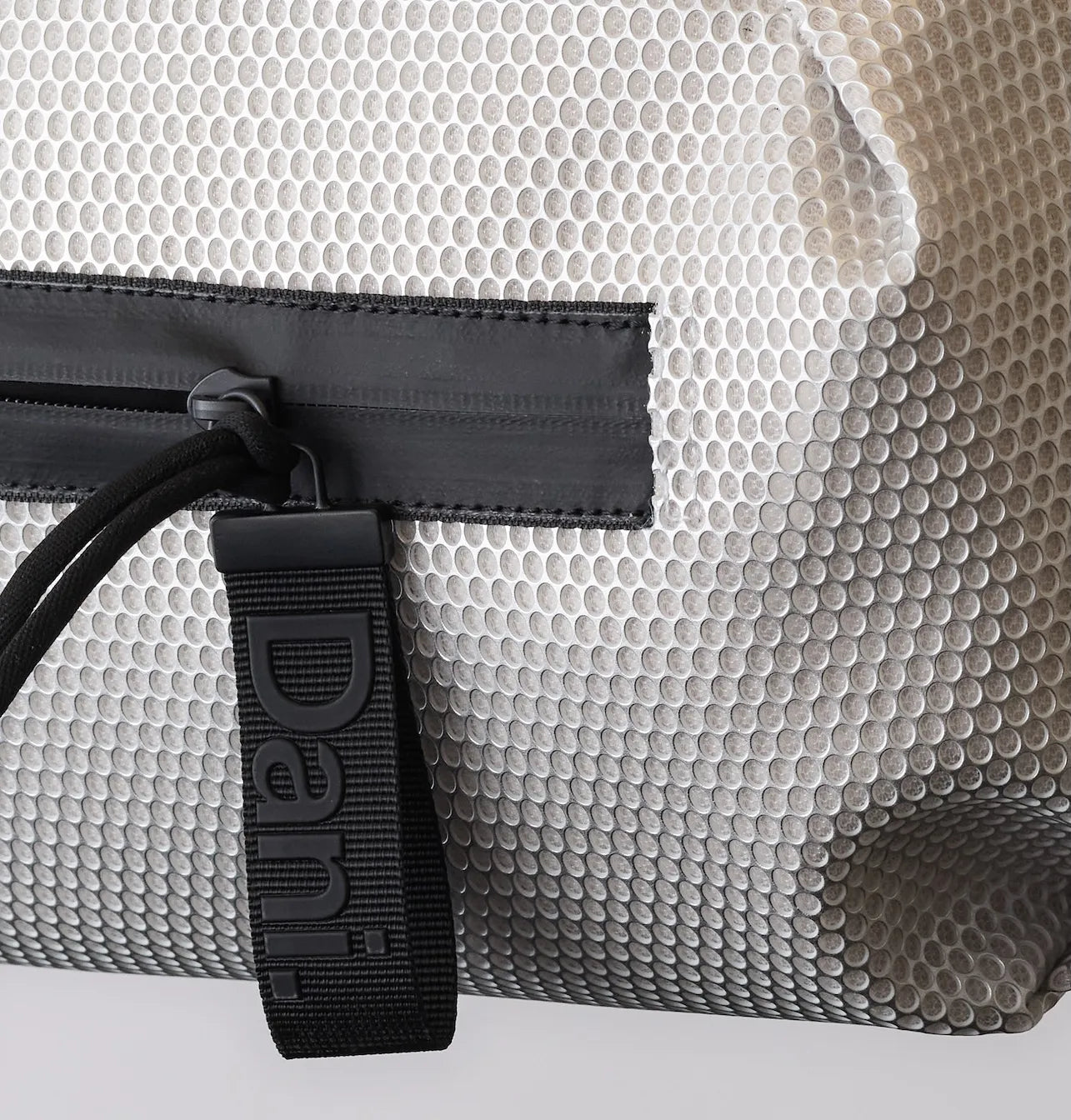 Bonnie Crossbody Bag, Pearl Angle 2