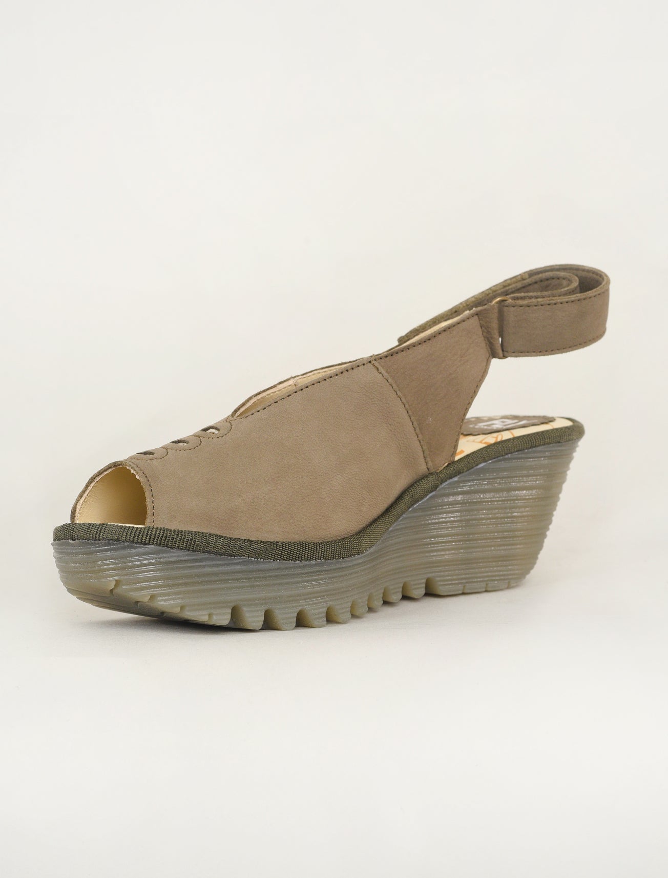 Fly London Yeay Wedge, Khaki 