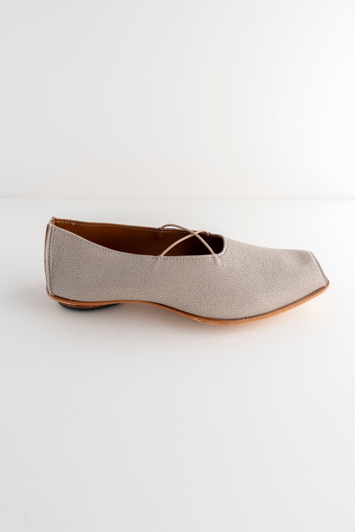 Cydwoq Stage Flat, Taupe 