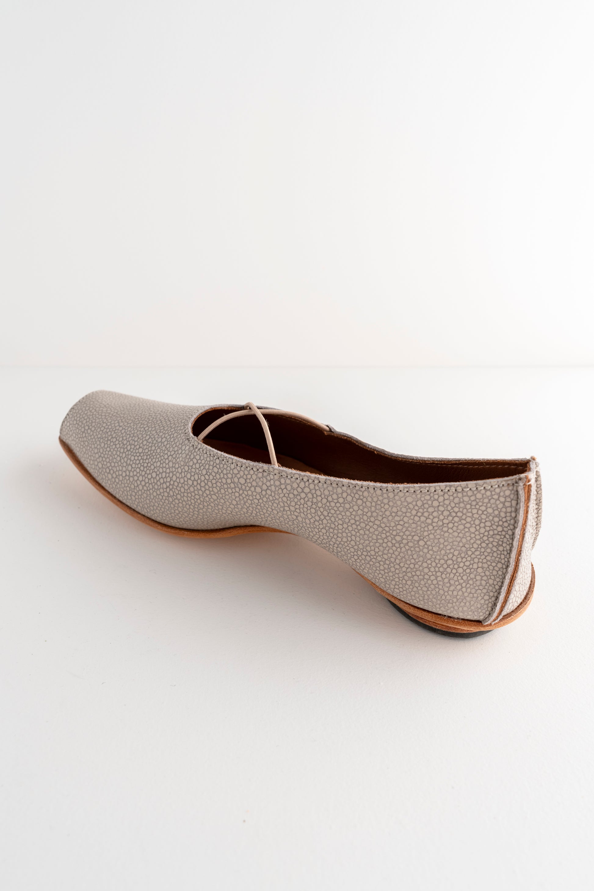 Cydwoq Stage Flat, Taupe 