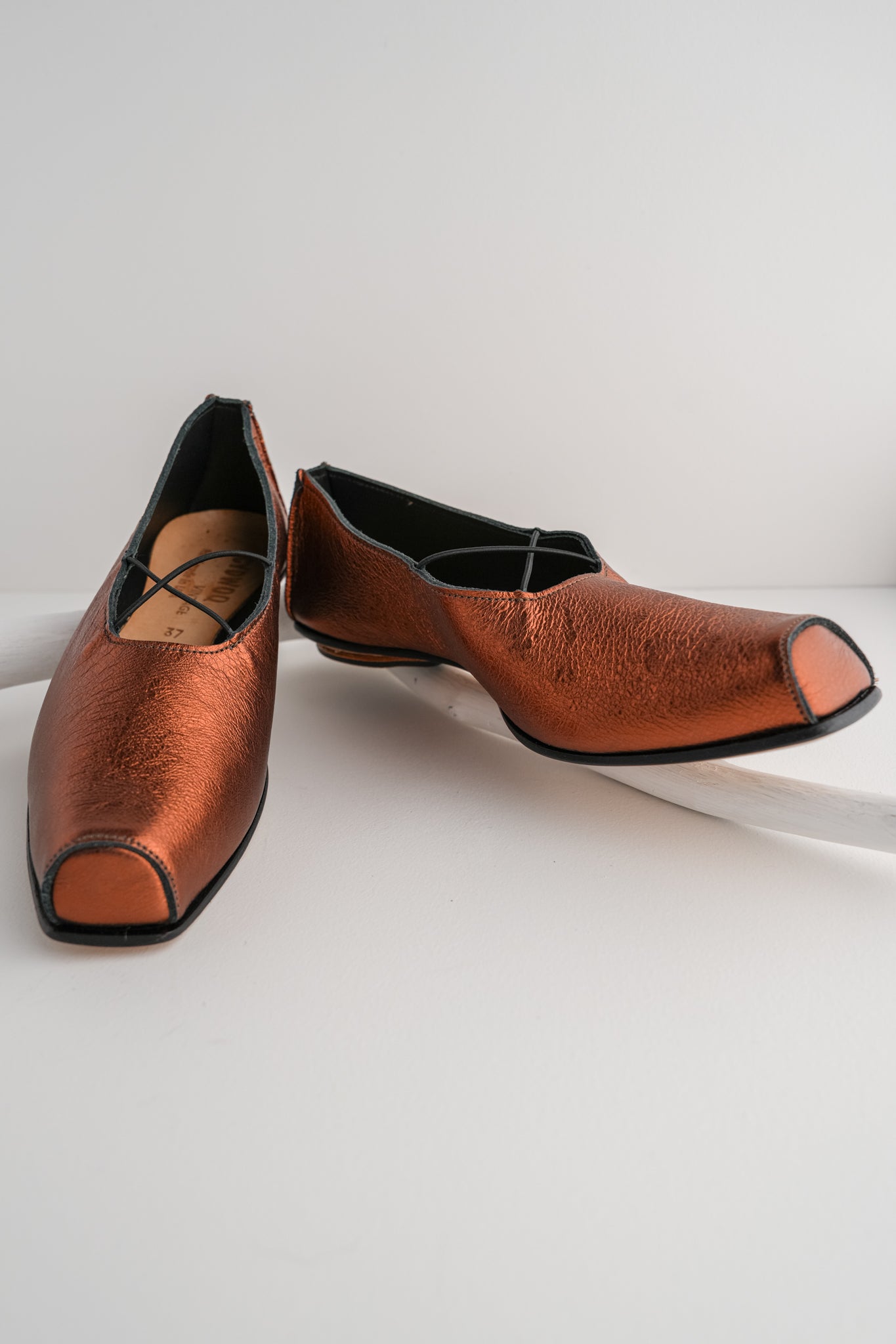 Cydwoq Stage Flat, Copper 