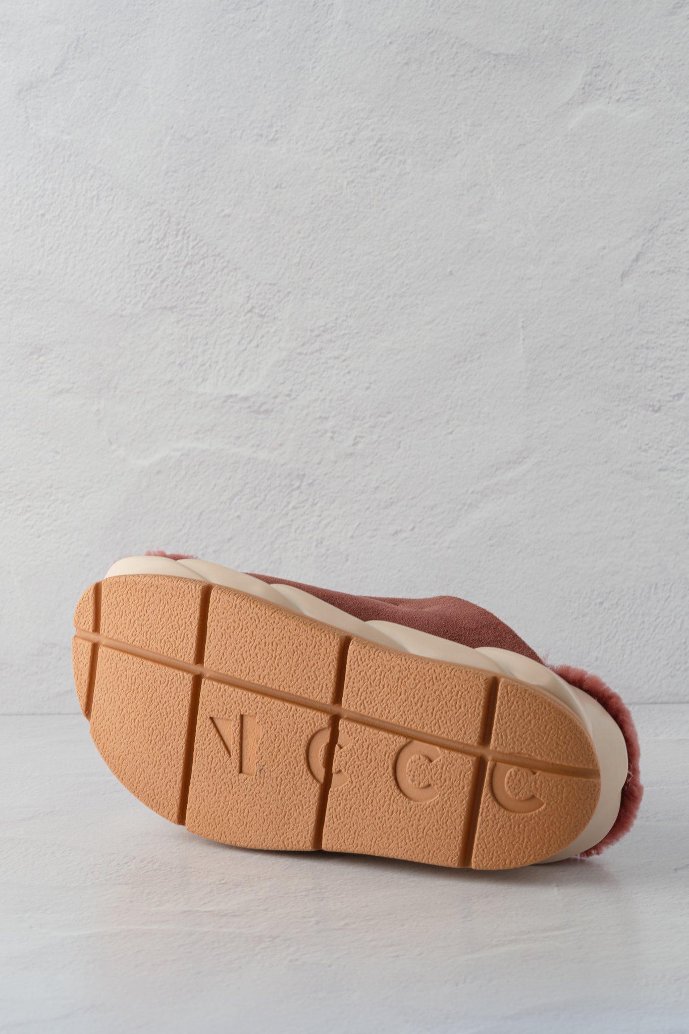 4CCCCEES Mellow Laze Shearling Sandal, Rose 