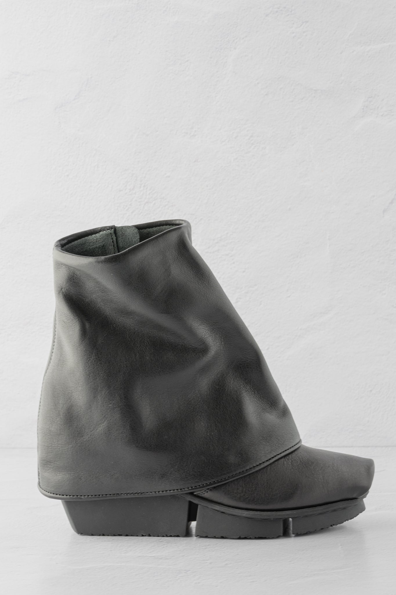 Trippen Shoes Perma Boot, Black Waw 