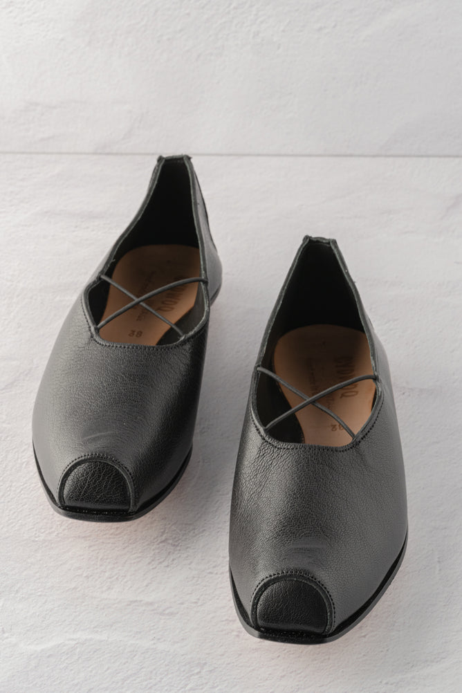 Cydwoq Stage Flat, Black 