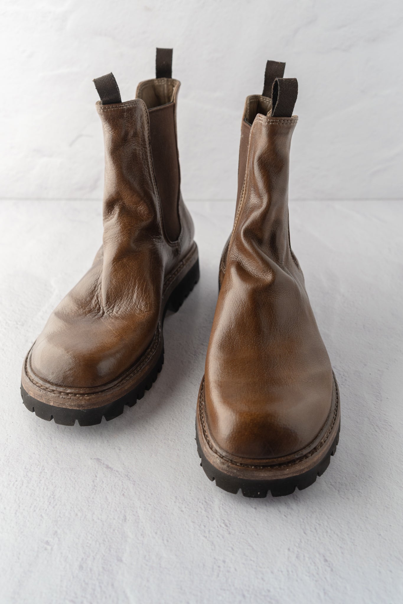 Shoto Beau Ideal Chelsea Boot, Washed Taupe 
