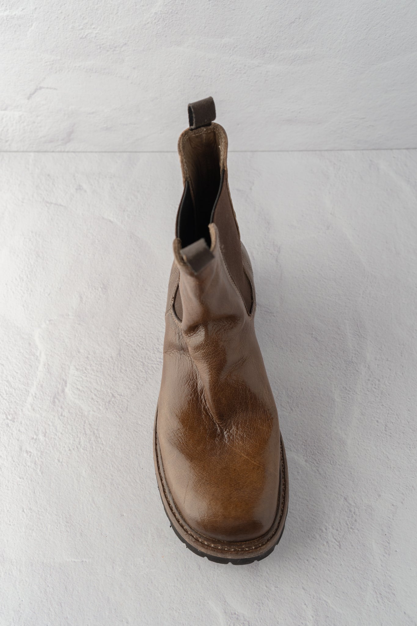 Shoto Beau Ideal Chelsea Boot, Washed Taupe 