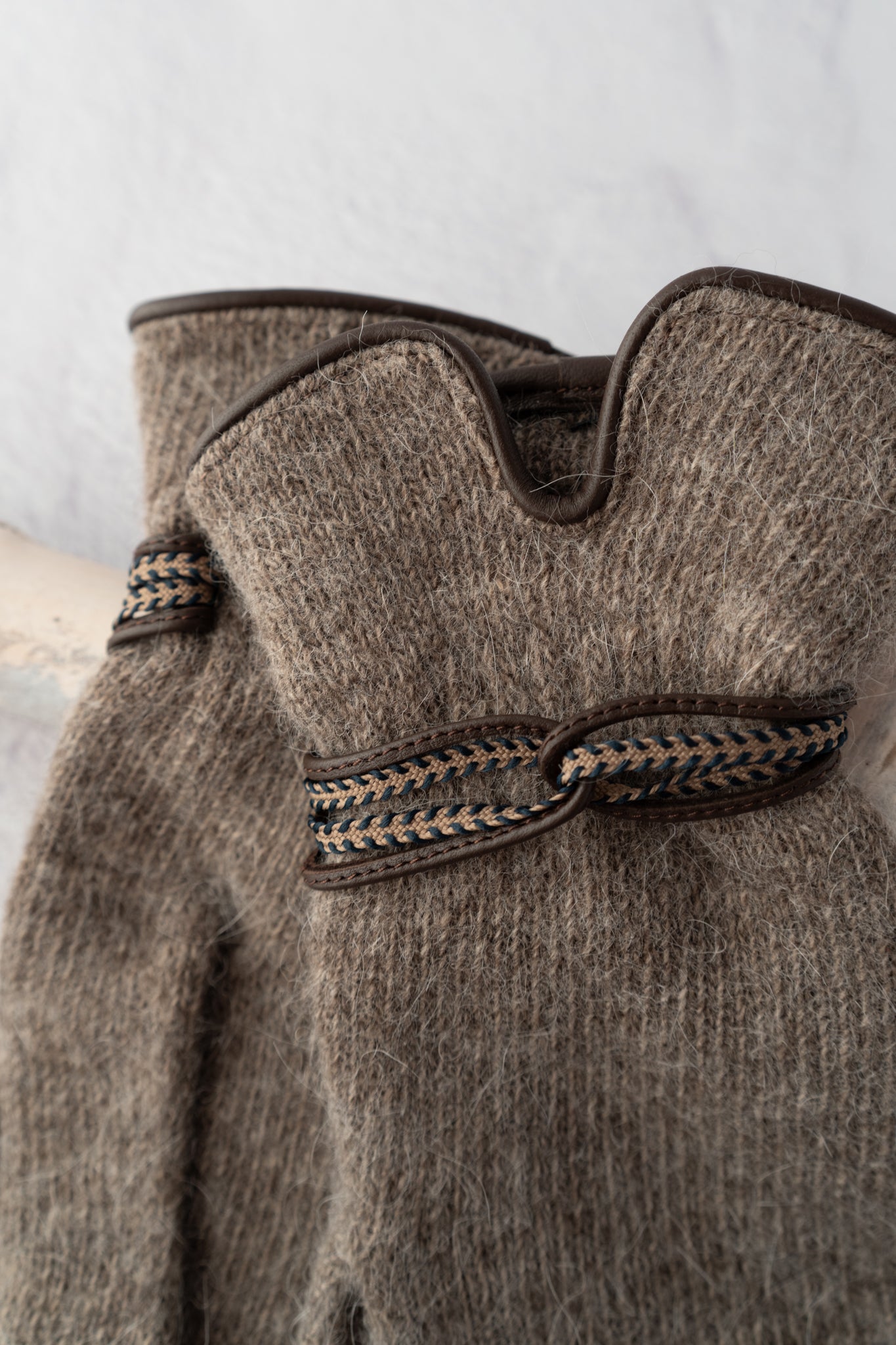 Santacana Madrid Leather Loop Wool-Angora Gloves, Vison 
