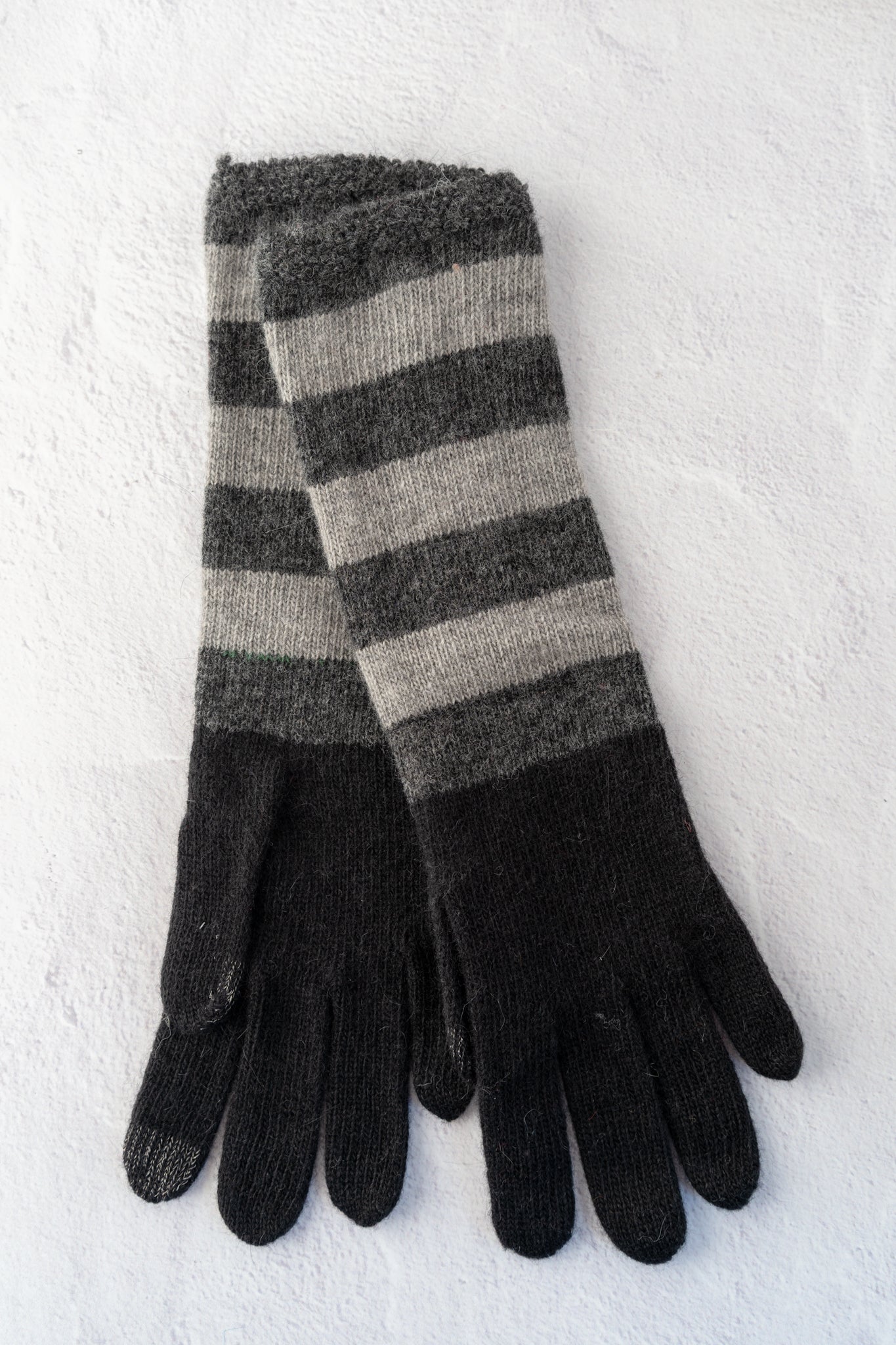 Santacana Madrid Stripe It Wool-Angora Gloves, Black 