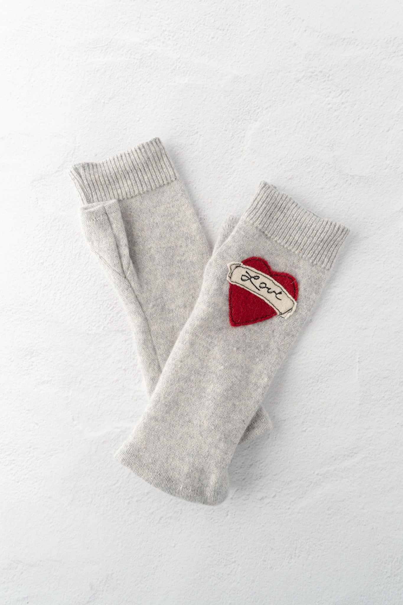 Sardine Recycled Cashmere Handwarmers, Tattoo Heart Love, Red/Gray 
