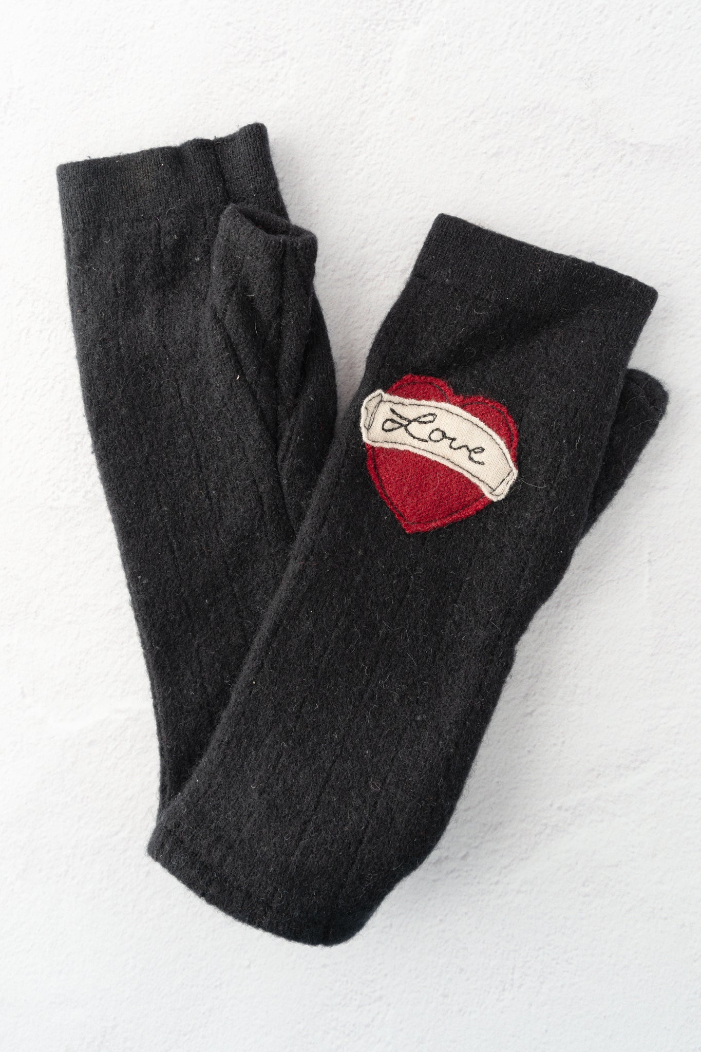 Sardine Recycled Cashmere Handwarmers, Tattoo Heart F*ck, Black/Red 