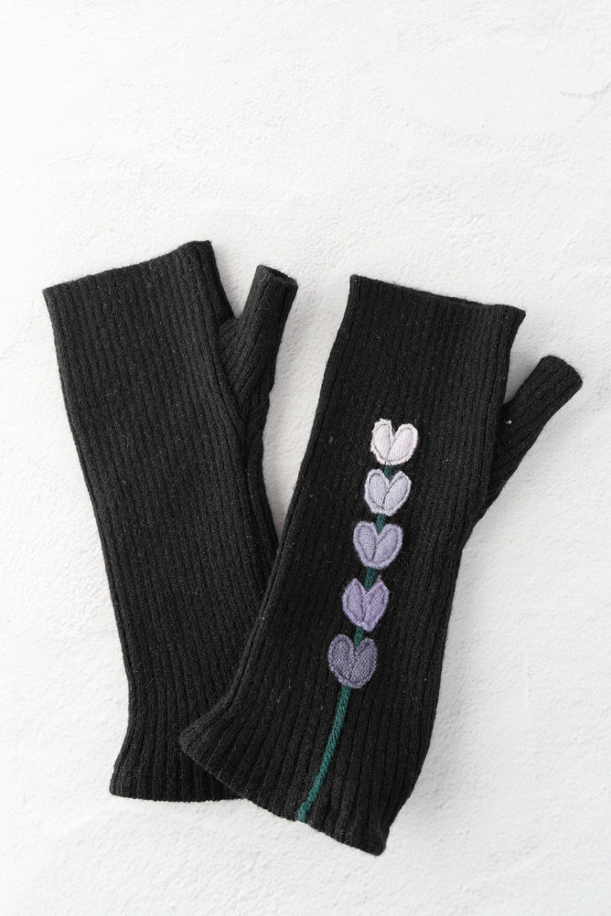 Sardine Recycled Cashmere Handwarmers, Lupine, Purple/Black 