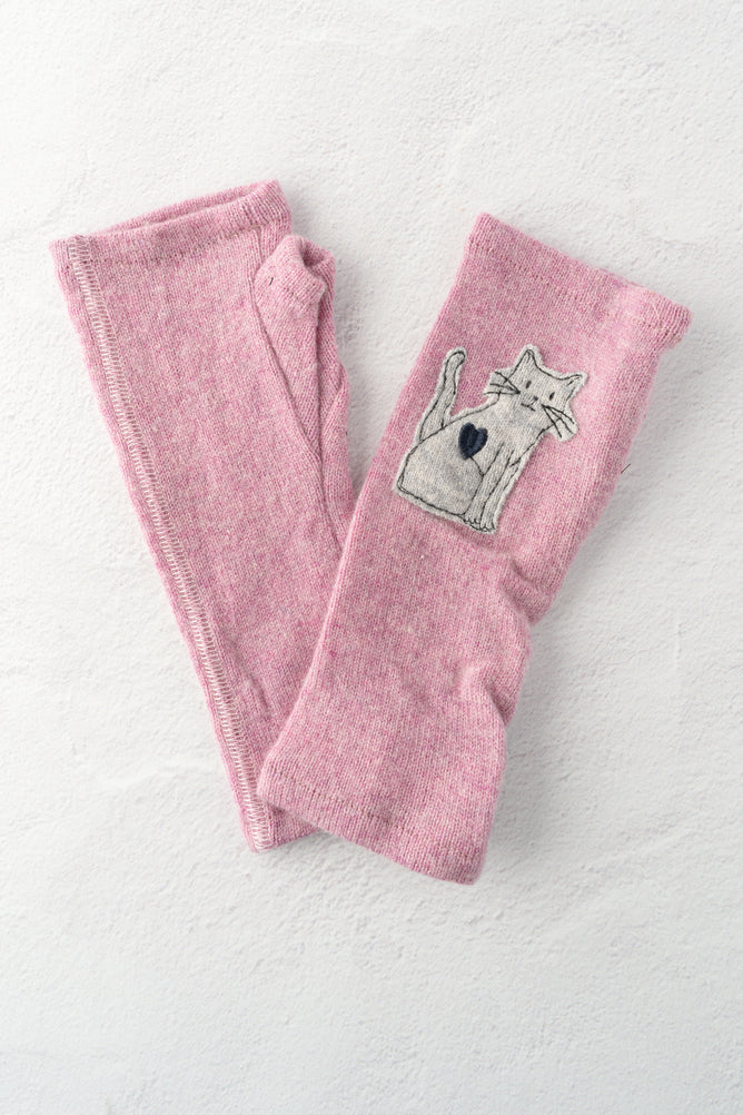 Sardine Recycled Cashmere Handwarmers, Cat, Pink/Gray 