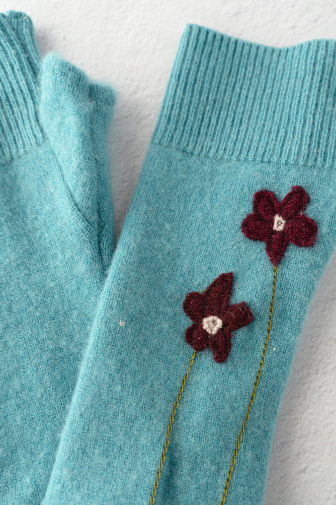 Sardine Recycled Cashmere Handwarmers, Wildflower, Maroon/Aqua 