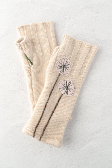 Sardine Recycled Cashmere Handwarmers, Cherry Blossom/Cream 