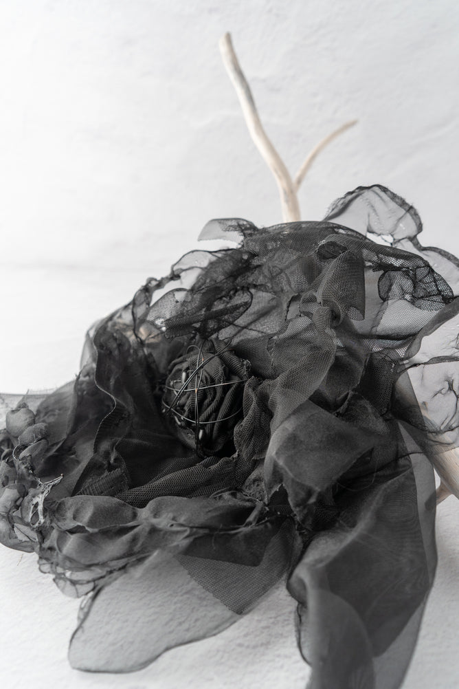 Sanctamuerte Flower Scarf Brooch - Black 