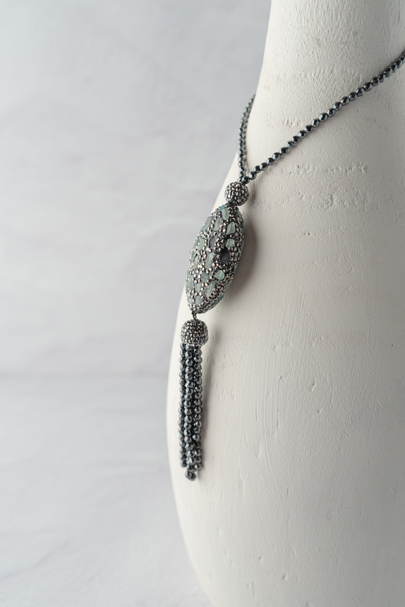 Shine Stars Reed Sparkle Neck 