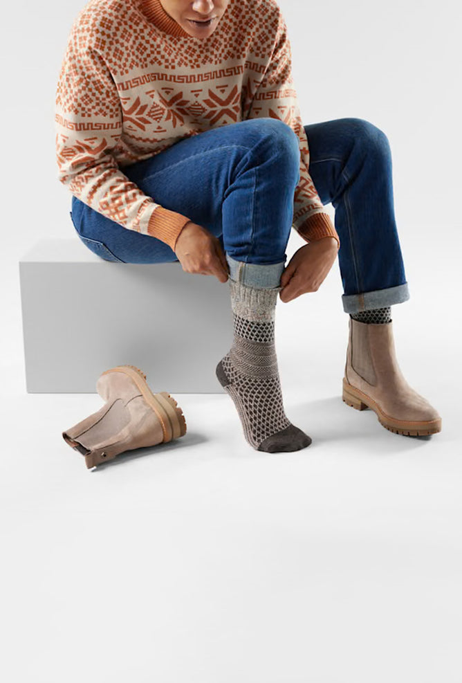 Smartwool Everyday Cozy Popcorn Polka Dot Crew, Taupe/Natural Marl 