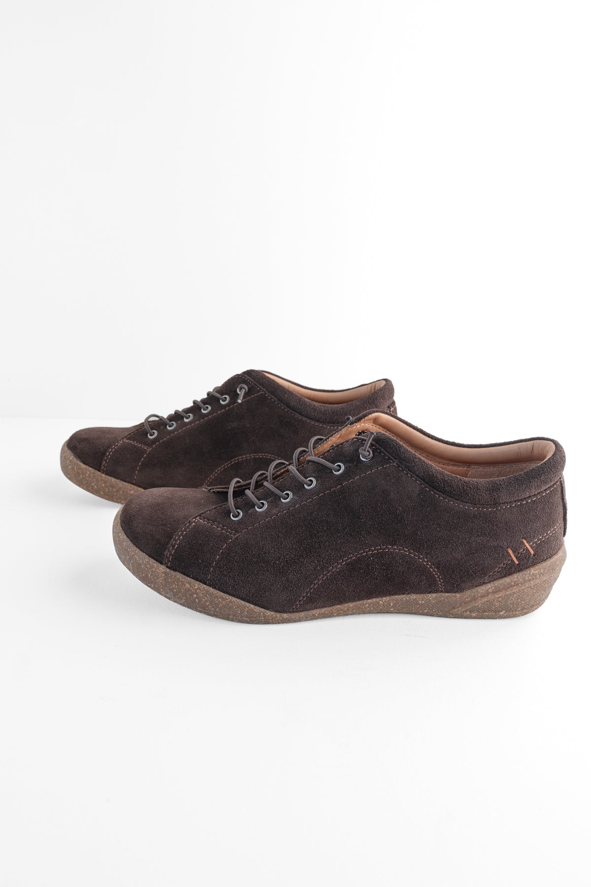 Gelato Tessa II Sneaker, Brown Suede 