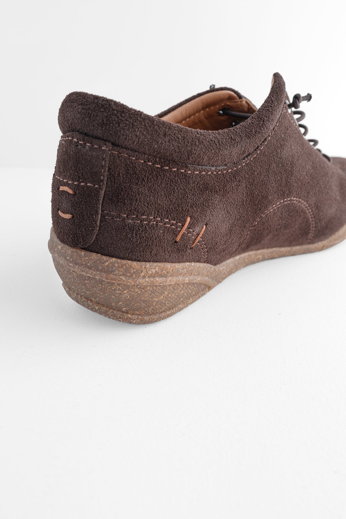 Gelato Tessa II Sneaker, Brown Suede 