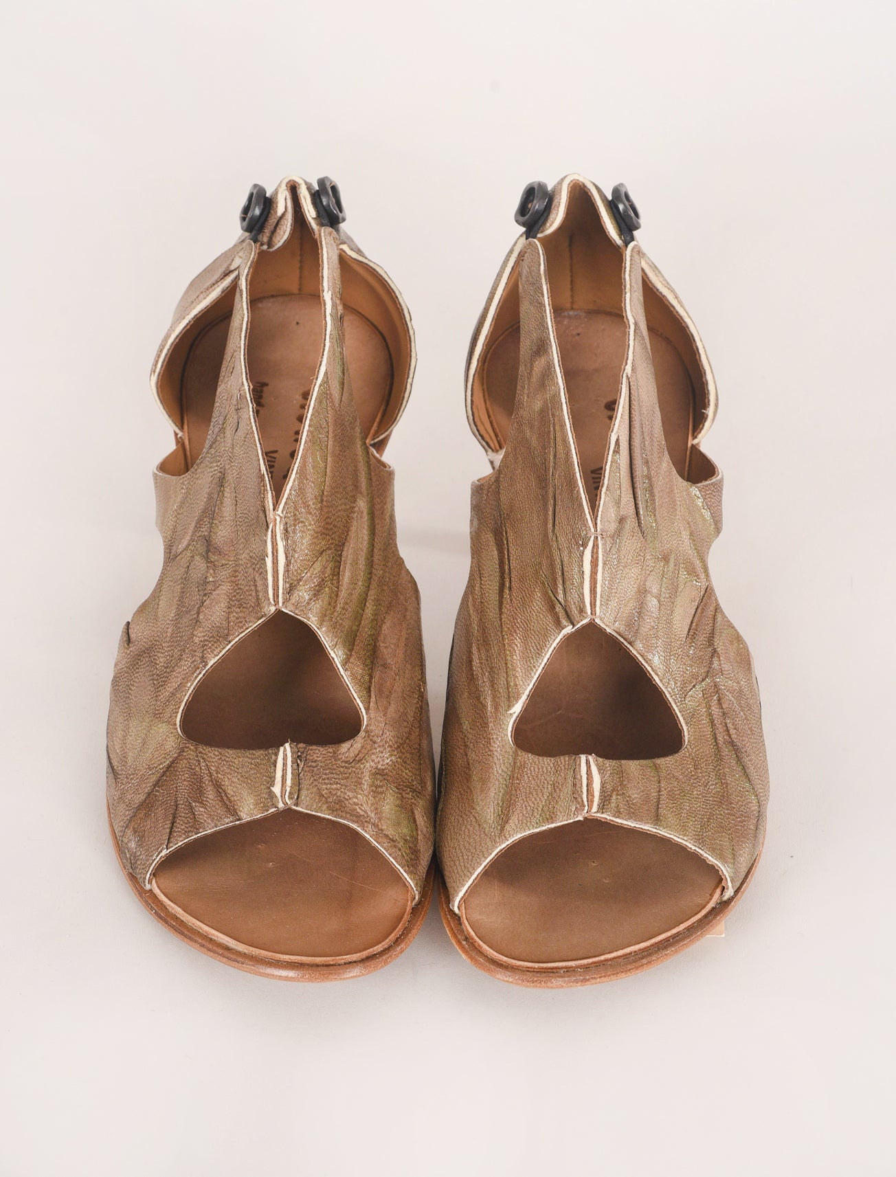 Cydwoq Boomerang Heel, Taupe 