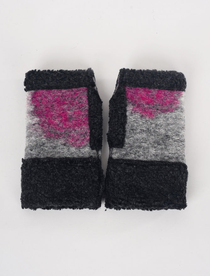 Go Lightly Boiled Wool Handwarmers, Black/Pink Dots One Size Black