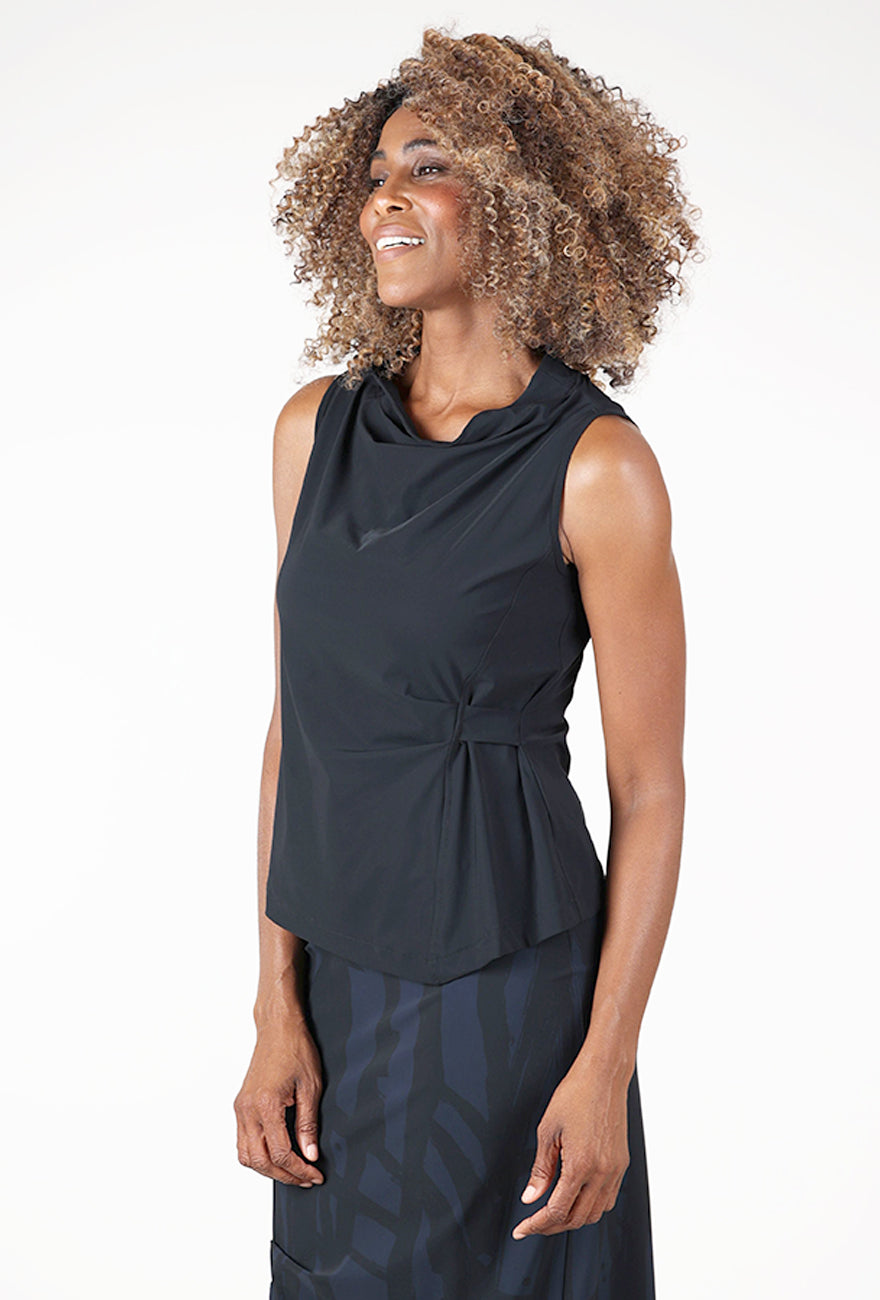 Totem Top, Black