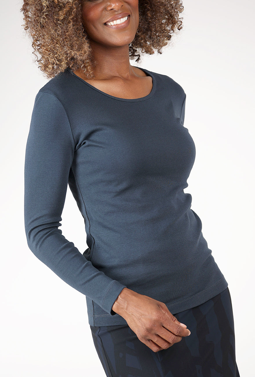Round Neck L/S Organic Cotton Tee, Charcoal Angle 4