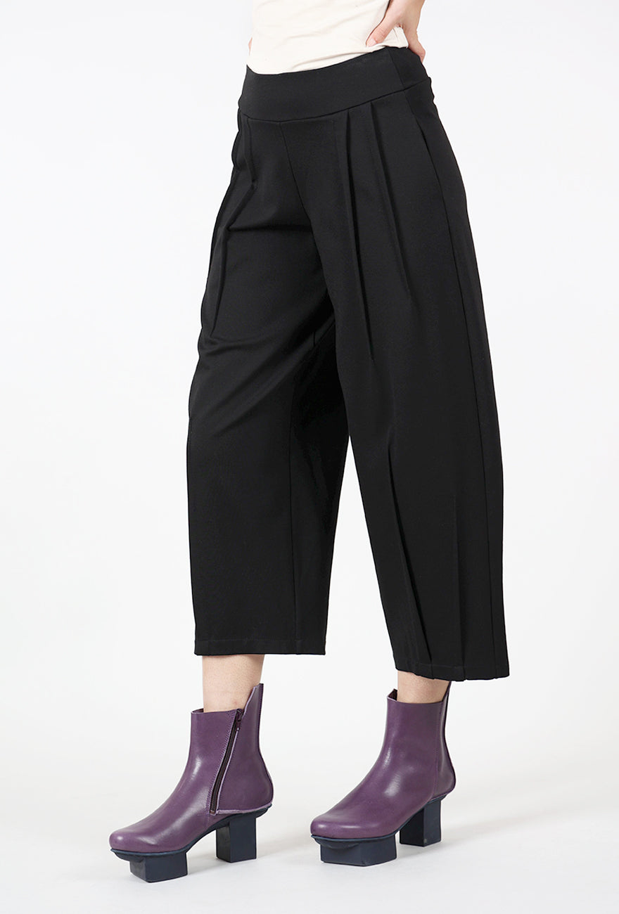 Ponte Janey Pocket Pant, Black Angle 2