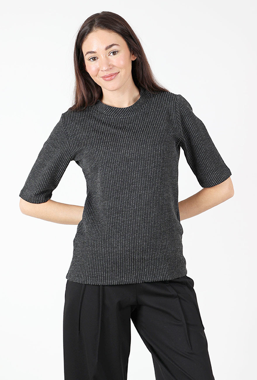 Sleekly Ribbed Top, Gray