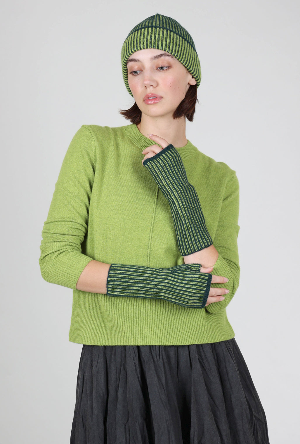 Kinross Cashmere Plaited Rib Cashmere Texting Gloves, Cyprus/Moss One Size Cypress