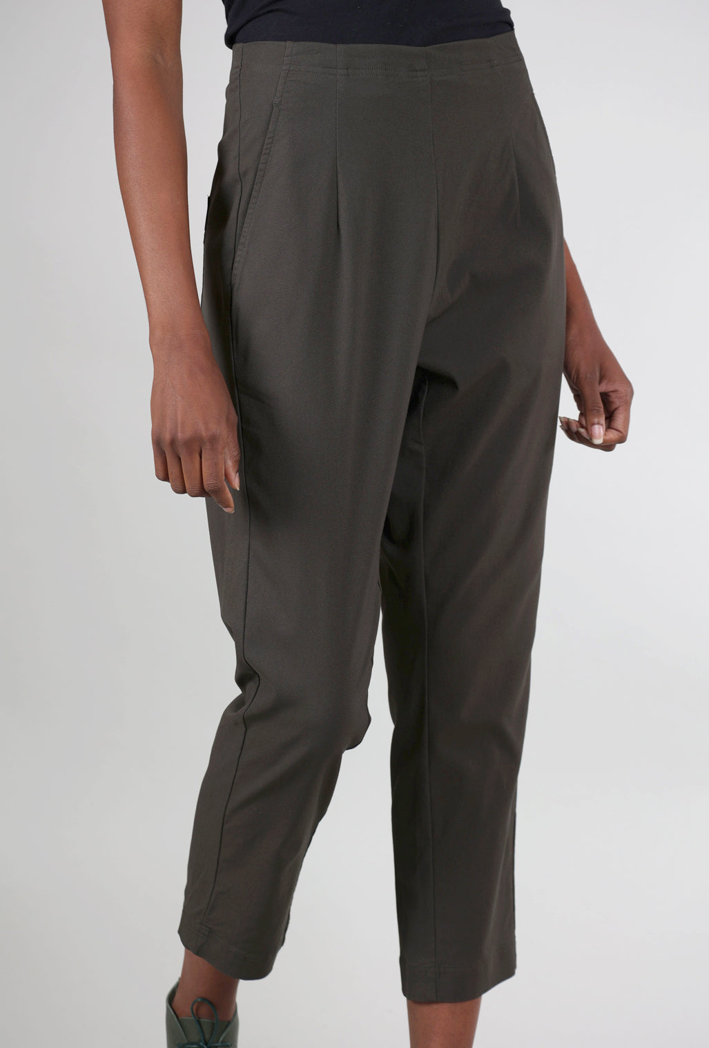 Rundholz Textured Cotton Taper Trouser, Jungle 