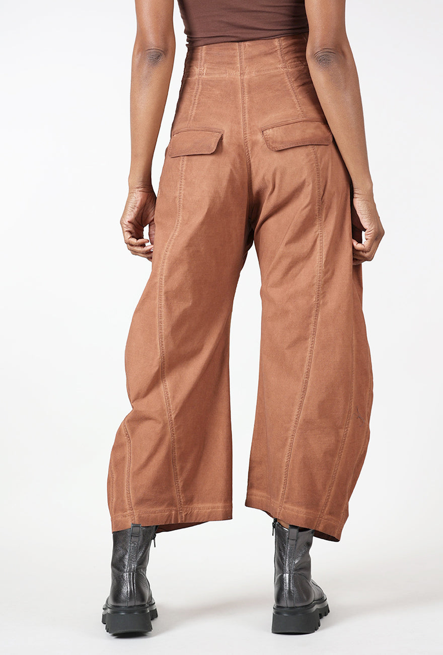 Rundholz Stretch Dye Barrel Trouser, Terracotta Cloud 