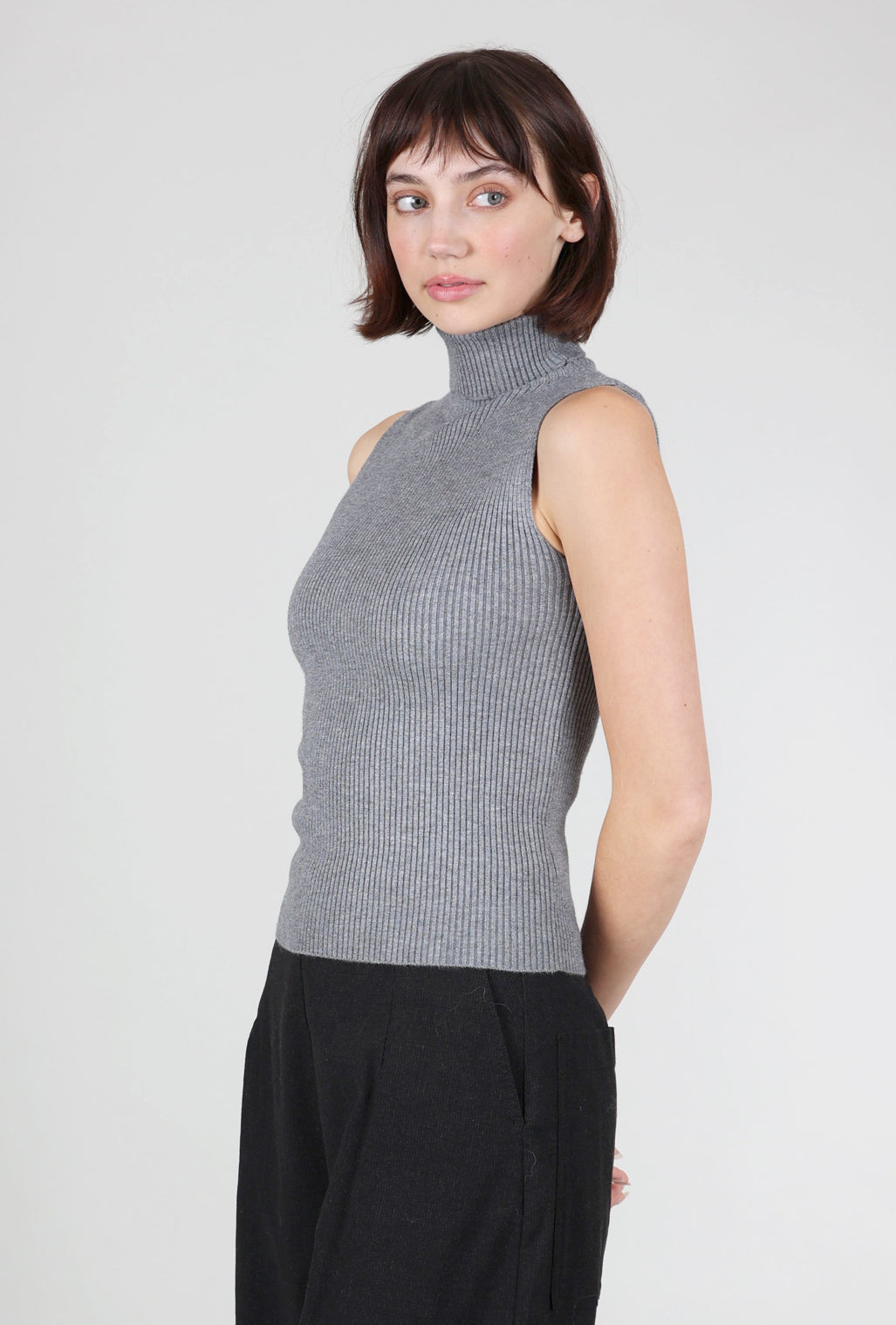 Astrid Jennifer S/L Ribbed Mockneck, Charcoal 