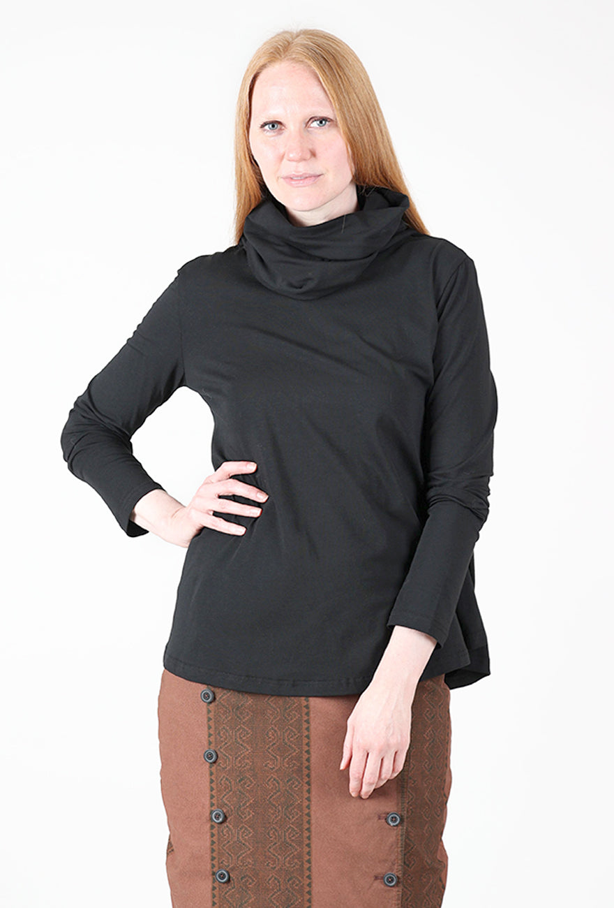 No Turtleneck, Black