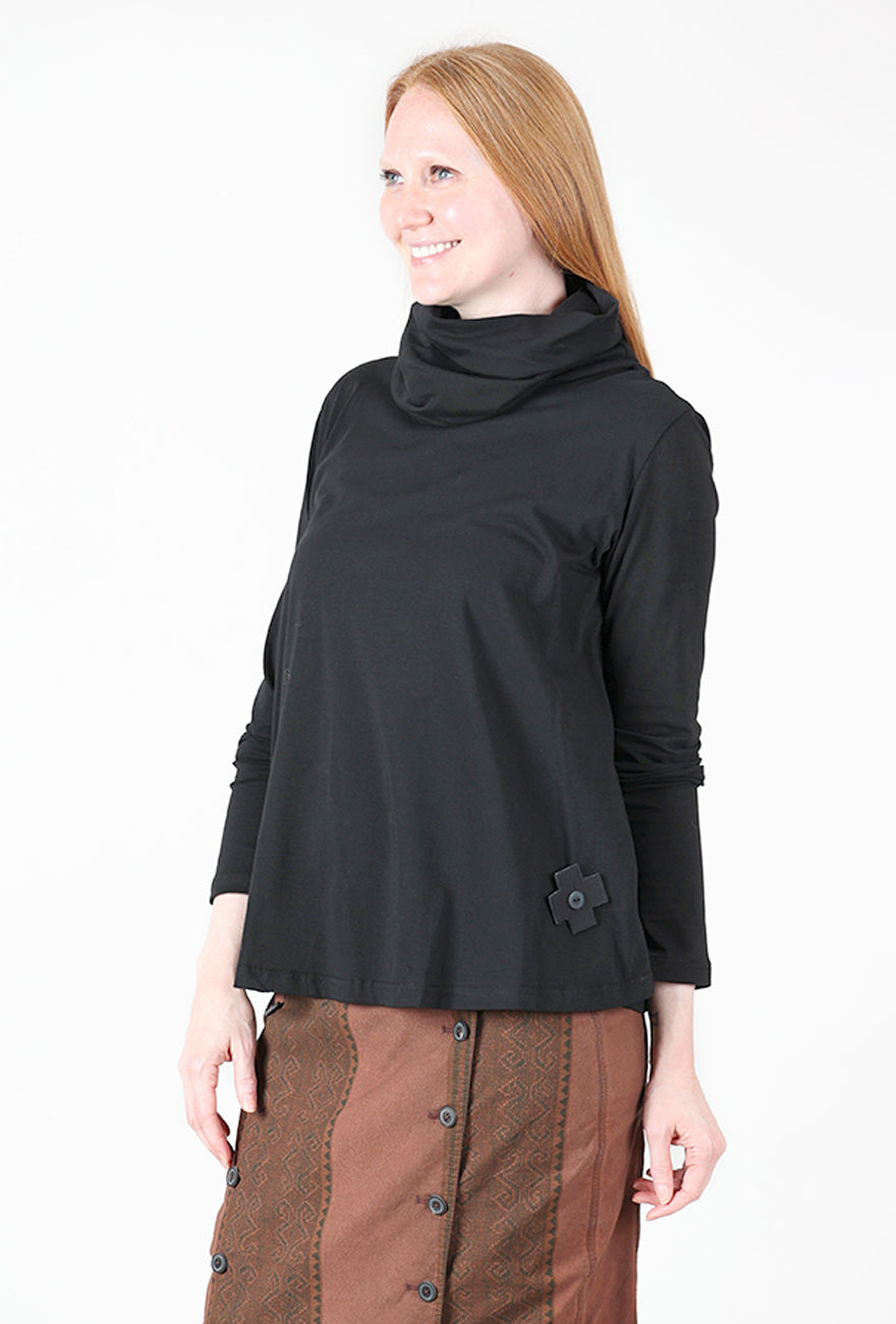 No Turtleneck, Black Angle 2