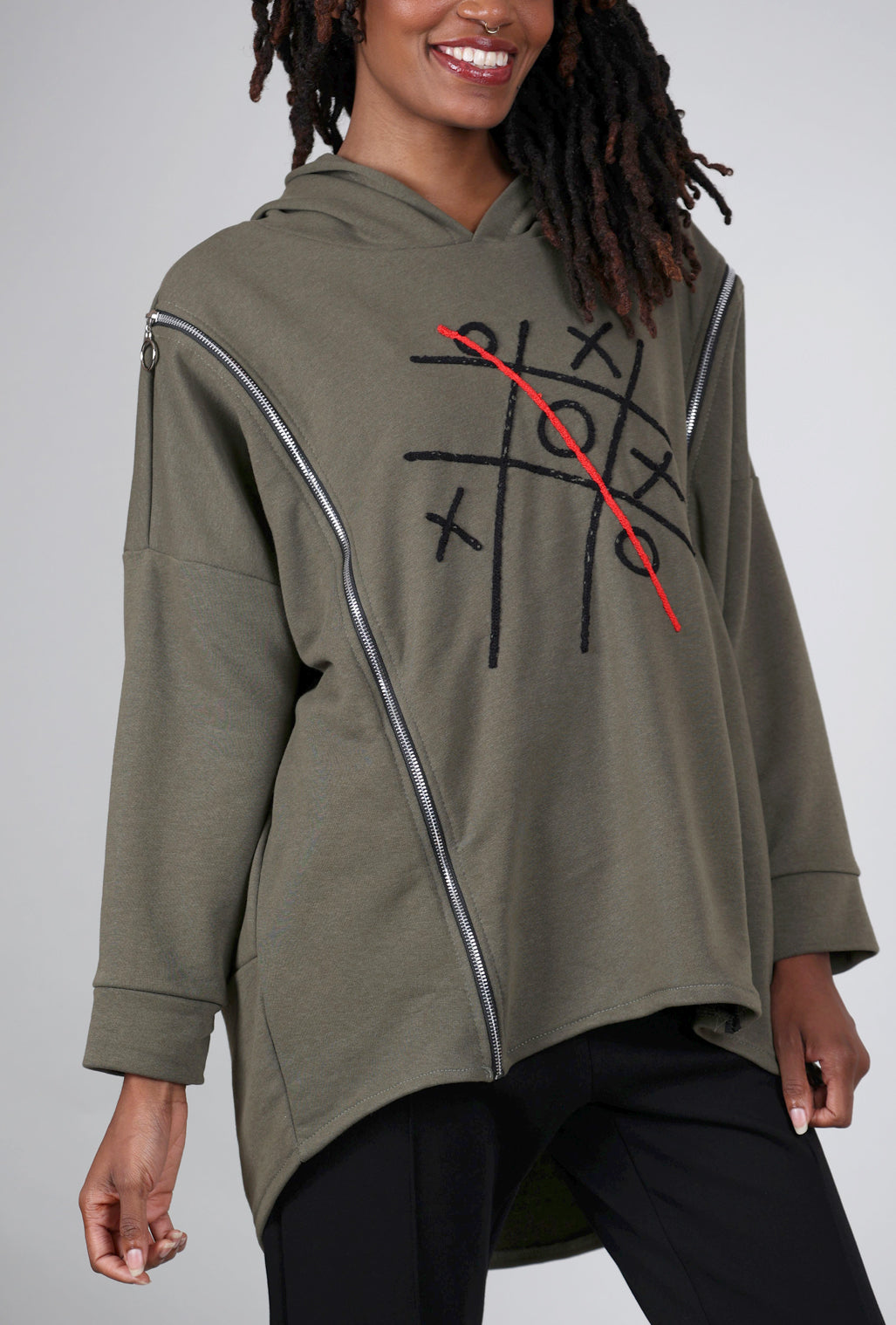 Transparente Clothing Tic Tac Toe Sweatshirt, Olive One Size Olive