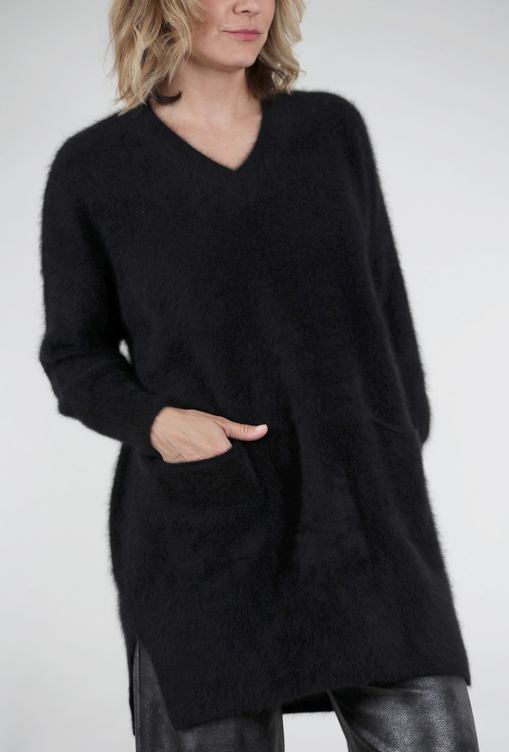 Estheme Cashmere Raccoon Fiber Tunic, Black 