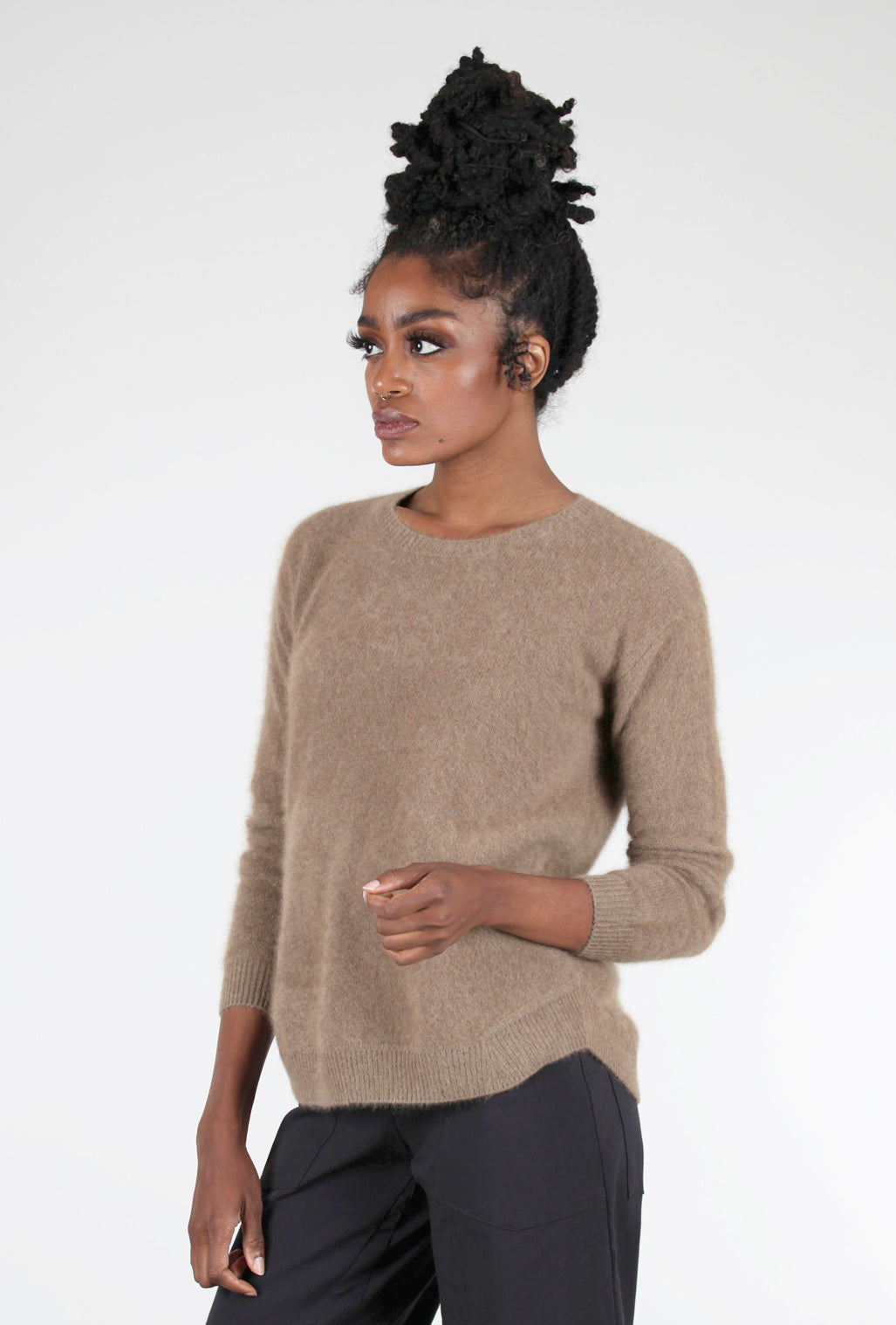 Estheme Cashmere Raccoon Classic Crew Sweater, Taupe 