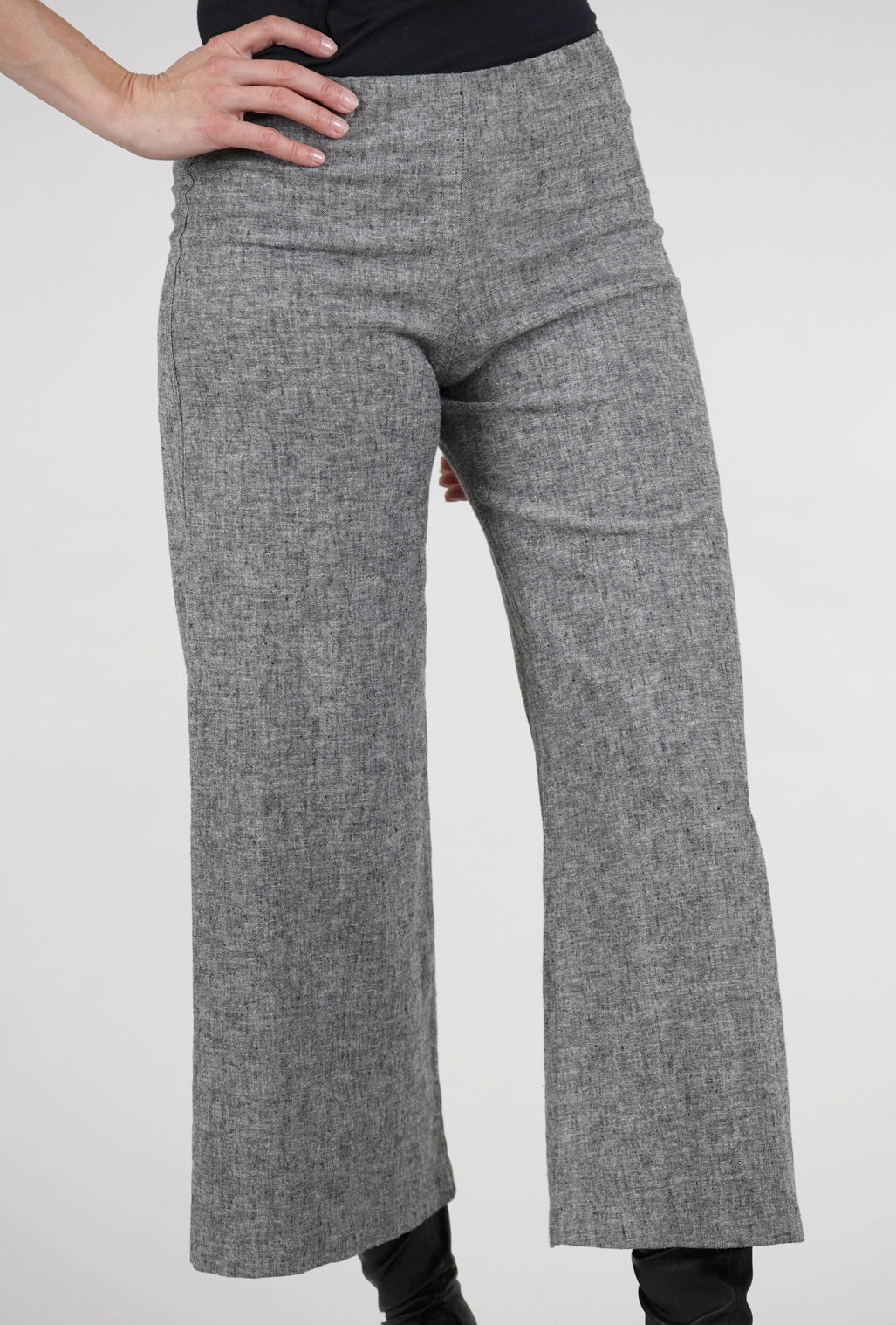 Equestrian Jara Cropped Pant, Heathered Black 